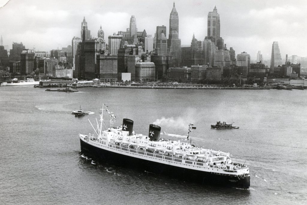 1959 - L. James Chant arrives in NY aboard the Hanseatic Ship